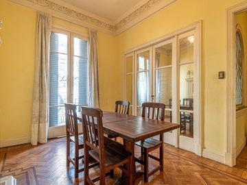 Departamento 4 Ambientes en Venta Av. Santa Fe