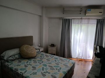 DEPARTAMENTO FRENTE A PARQUE LAS HERAS.BALCON