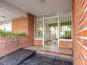 VENTA DEPARTAMENTO 3 amb al frente en 3 de febrero