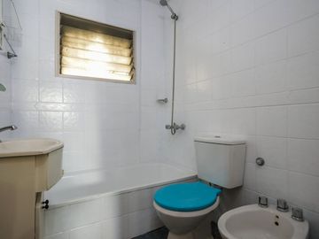 VENTA DEPARTAMENTO 3 amb al frente en 3 de febrero