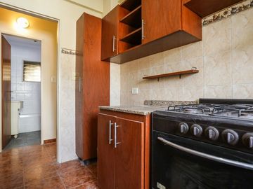 VENTA DEPARTAMENTO 3 amb al frente en 3 de febrero