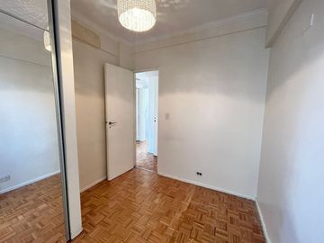 Departamento  en venta Larrea al 700 4 ambientes