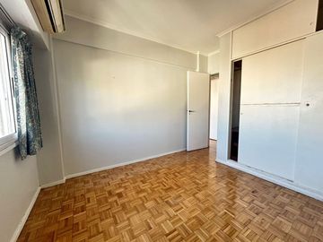 Departamento  en venta Larrea al 700 4 ambientes