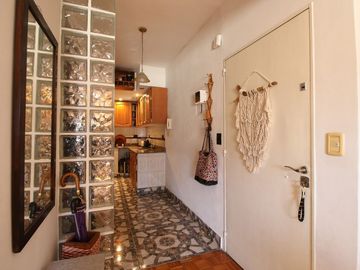 DEPARTAMENTO DE 3 AMBIENTES Y MEDIO VENTA FLORES
