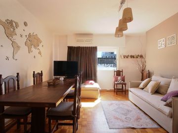 DEPARTAMENTO DE 3 AMBIENTES Y MEDIO VENTA FLORES