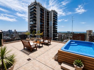 Penthouse Belgrano 3 plantas Terraza y vista rio