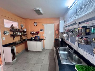 VENTA DEPTO BELGRANO 7 AMB COCHERA BALCON BAULERA