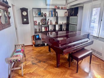 VENTA DEPTO BELGRANO 7 AMB COCHERA BALCON BAULERA