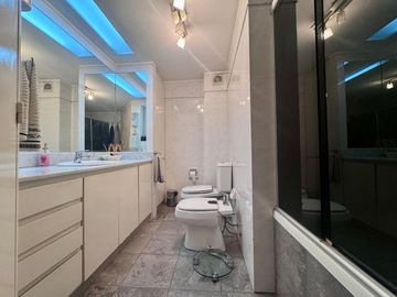 VENTA DEPTO BELGRANO 7 AMB COCHERA BALCON BAULERA