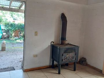 Venta de casa con terreno de 1100m2 en Del Viso