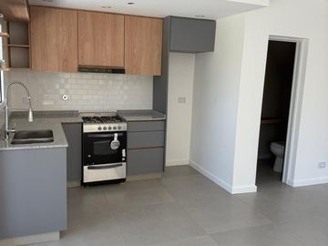 CASA A ESTRENAR GALERIA JARDIN LA ANGELICA