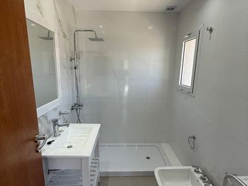 CASA A ESTRENAR GALERIA JARDIN LA ANGELICA