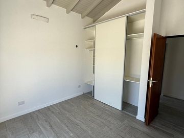 CASA A ESTRENAR GALERIA JARDIN LA ANGELICA