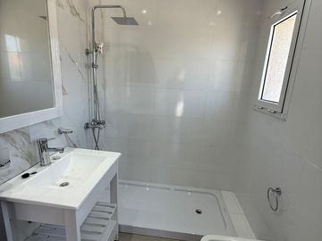 CASA A ESTRENAR GALERIA JARDIN LA ANGELICA