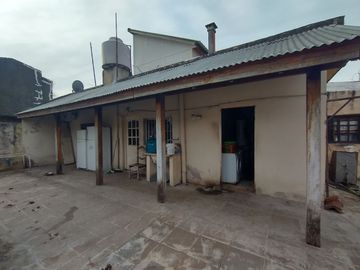 CASA + DEPTO EN VENTA VILLA DE MAYO, MALVINAS ARG.