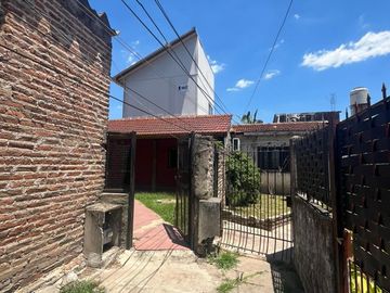 CASA + DEPTO EN VENTA VILLA DE MAYO, MALVINAS ARG.