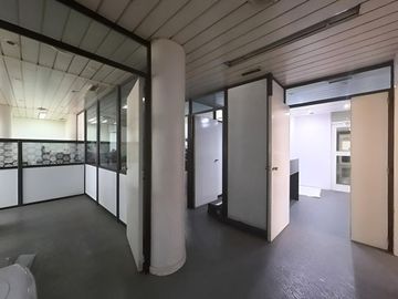 Oficina Premium 225 m2 frente a UADE - Seguridad