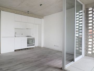Monoambiente con balcón a estrenar