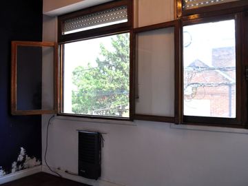 Venta PH Reciclado 2amb y 1/2 Parque Chas Terraza