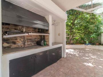 Vende Casa lote propio 5 amb - 1240m2 terreno