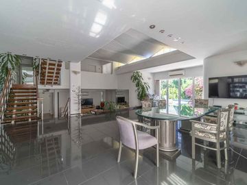 Vende Casa lote propio 5 amb - 1240m2 terreno