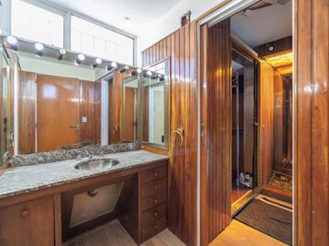 Vende Casa lote propio 5 amb - 1240m2 terreno
