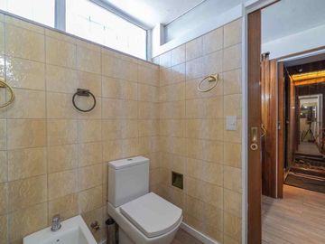 Vende Casa lote propio 5 amb - 1240m2 terreno