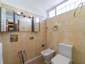 Vende Casa lote propio 5 amb - 1240m2 terreno