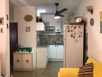 PH 2 y 1/2 ambientes c/amplio ambiente en terraza