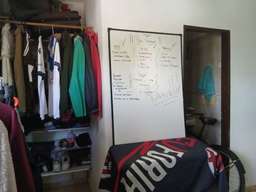 Venta  de monoambiente divisible en Caseros Norte