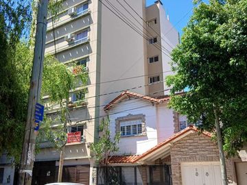 Venta  de monoambiente divisible en Caseros Norte