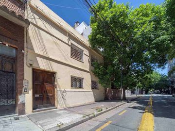 PINTORESCO PH CON TERRAZA Y MONOAMBIENTE