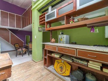 PINTORESCO PH CON TERRAZA Y MONOAMBIENTE