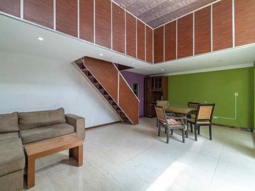 PINTORESCO PH CON TERRAZA Y MONOAMBIENTE