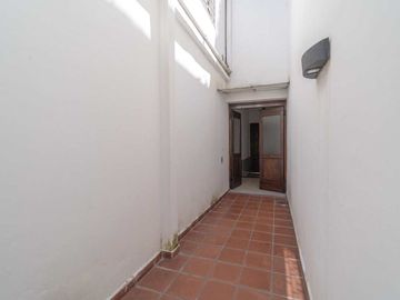 PINTORESCO PH CON TERRAZA Y MONOAMBIENTE