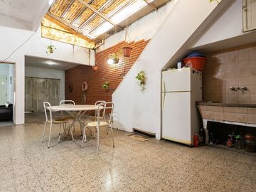 Casa en lote de 8.66 x 13