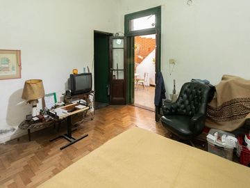 Casa en lote de 8.66 x 13
