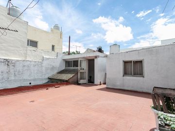 Casa en lote de 8.66 x 13