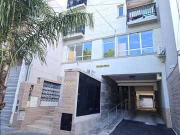 VENTA 2AMB SAN MARTIN C/BALCON, COCH/CUB, APT PROF
