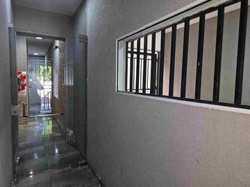 VENTA 2AMB SAN MARTIN C/BALCON, COCH/CUB, APT PROF