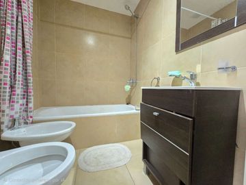 VENTA 2AMB SAN MARTIN C/BALCON, COCH/CUB, APT PROF
