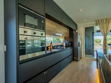 CASA A LA LAGUNA EN COSTAS - PUERTOS DEL LAGO