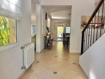 Venta Casa Apta Crédito Santa Catalina 4 Dorm.