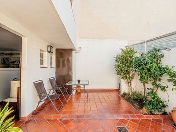 Venta Casa 4 ambientes, Olivos c/ pileta y cochera