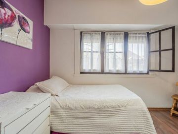 Venta Casa 4 ambientes, Olivos c/ pileta y cochera