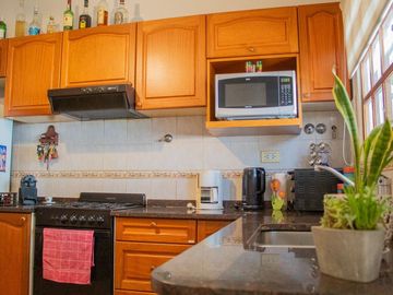 VENTA DUPLEX 3 AMB. y PLAYROOM. HERMOSO!! CASTELAR