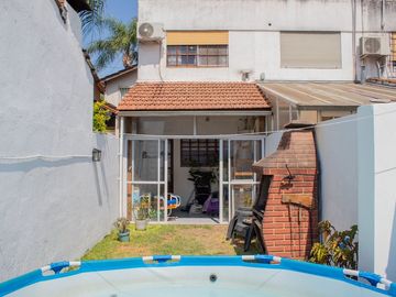 VENTA DUPLEX 3 AMB. y PLAYROOM. HERMOSO!! CASTELAR