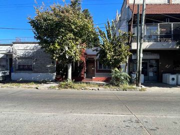 Venta casa local 3 amb jardín terraza Ramos Mejía
