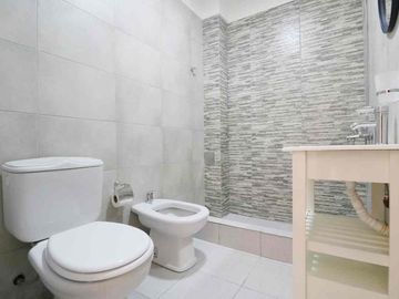 Venta Monoambiente divisible con patio, a estrenar