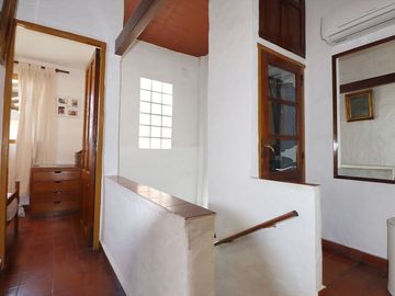 ESPECTACULAR CASA CON QUINCHO Y PILETA EN MORENO